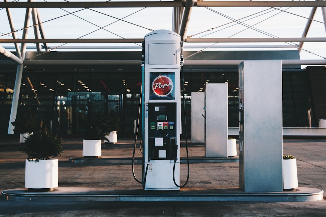 Range-Extender ICE Compliance: How Geological Hydrogen Cuts Carbon Intensity Under RED III