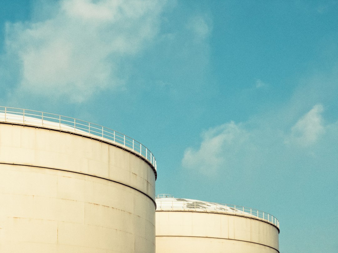 Methanol Dry Bulk Carriers: Natural Hydrogen's Cleanest Downstream Play